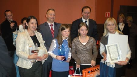 Ubiegłoroczna uroczystość wręczenia nagród w konkursie Szkoła na bursztynowym szlaku w Muzeum Bursztynu