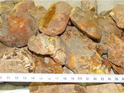 60-gramowe bryłki o wartości 17 100 zł