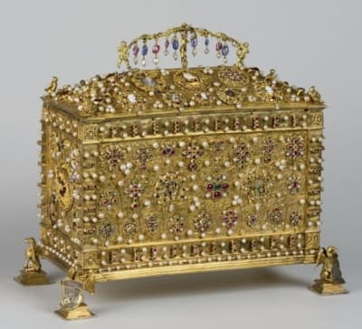 Renesansowa szkatułka na klejnoty Jadwigi Jagiellonki ze zbiorów petersburskiego Ermitażu