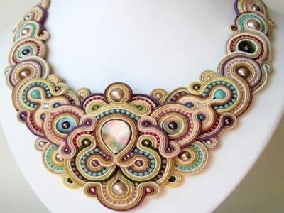 Naszyjnik autorstwa Jadwigi Betley