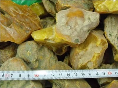 Partia 70-gramowych bryłek