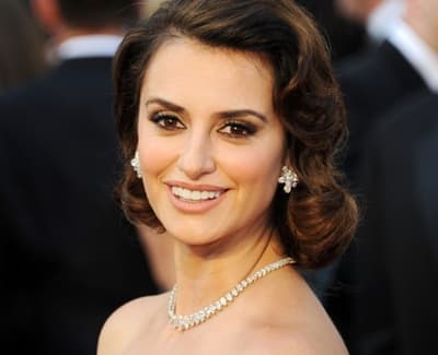 Penelope Cruz w biżuterii Chopard na gali oscarów