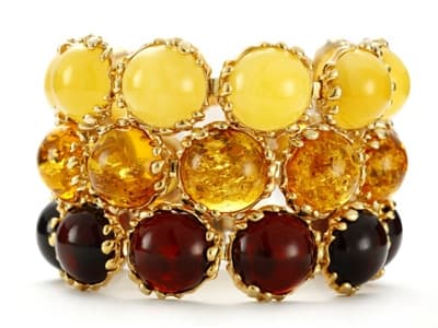 NAC Amber: bursztyn wiśniowy, koniakowy z łuską oraz naturalny (mleczny)