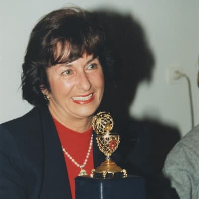 Heidrun Mohr-Mayer z Bursztynowym Jajem Faberge w 1997 r. 