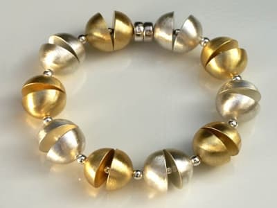 Bransoleta Mariusza Pajączkowskiego