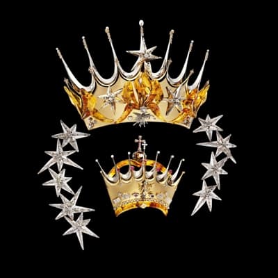 Korony dla Marii i Jezusa wraz z gwiazdami