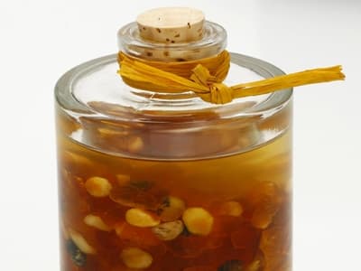 Nalewka na bursztynie słynie ze swoich leczniczych właściwości